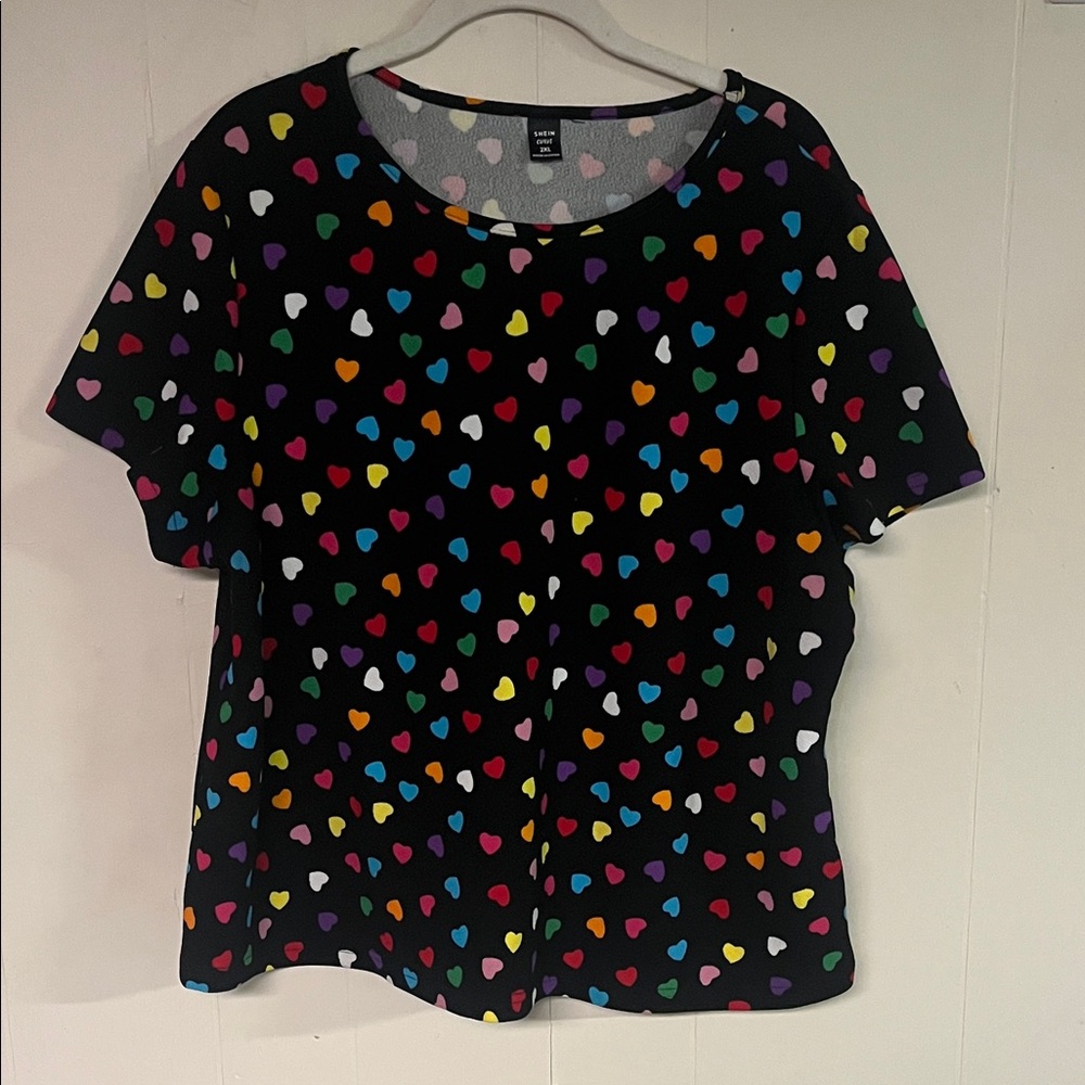 SHEIN Multicolor Heart Print Short Sleeve Top